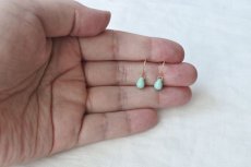 画像4: 耳飾り × ハンカチ gift set - しずく（ターコイズカラー） (4)